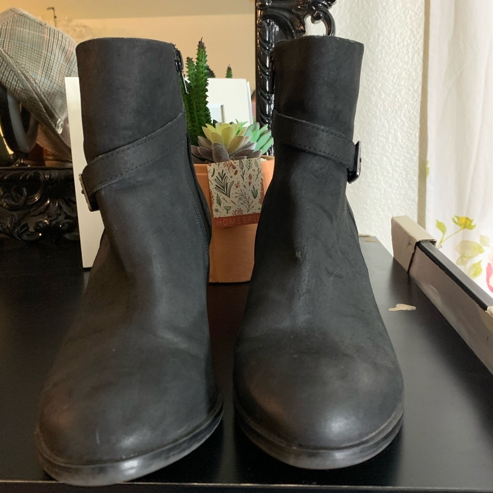 American Rag booties - Picture 4 of 9